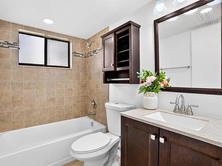 9920 NW 68th Pl #110 — Photo 27