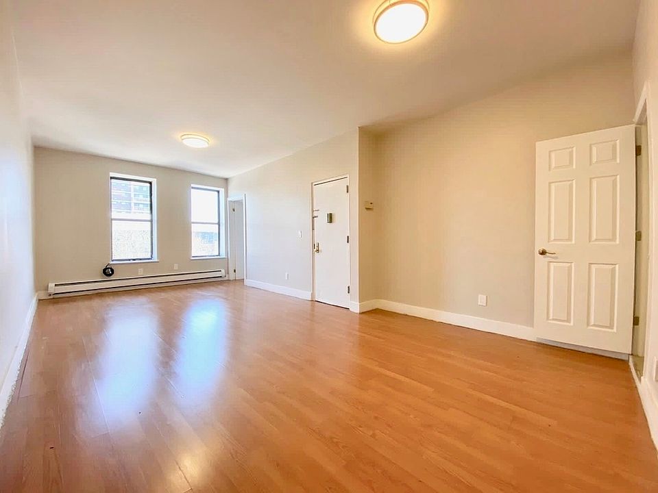 1st image of 890 Nostrand Ave #33C