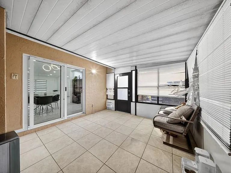 849 Camellia Dr — Photo 13