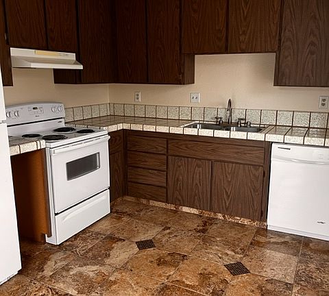 4th image of 205 Cosky Dr #32