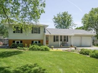 30W183 Allister Ln, Naperville, IL 60563