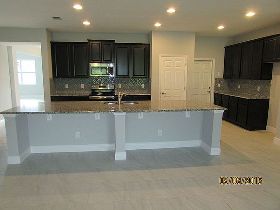 3rd image of 1025 Cavan Dr