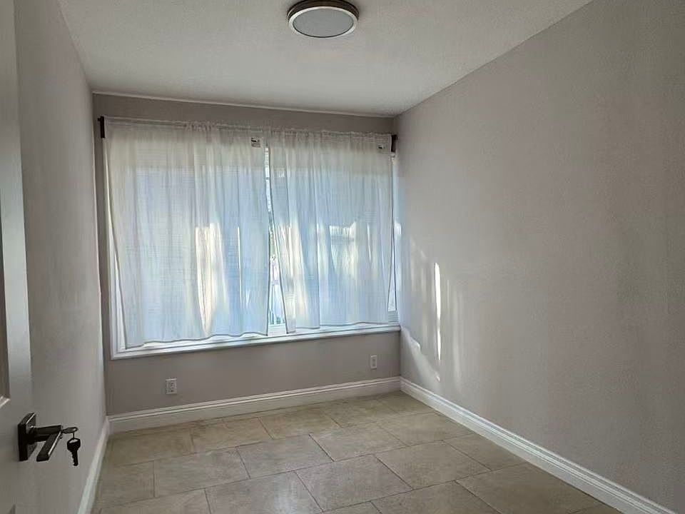 1st image of 3493 Falcon Ridge Rd