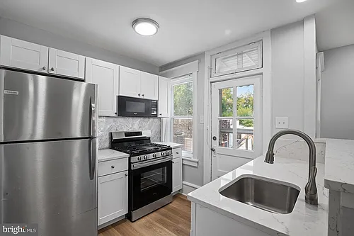 221B Kings Hwy E #3 Photo 1