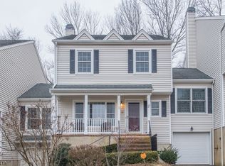 17 Zamrok Way, Morristown, NJ 07960