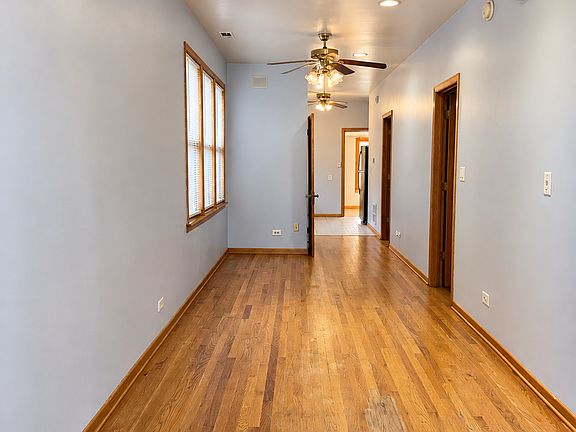 5th image of 3308 S Hoyne Ave #2F