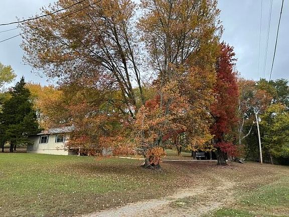3rd image of 49 Zook Ln