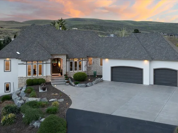 28708 S 816th Pr SE, Kennewick, WA 99338