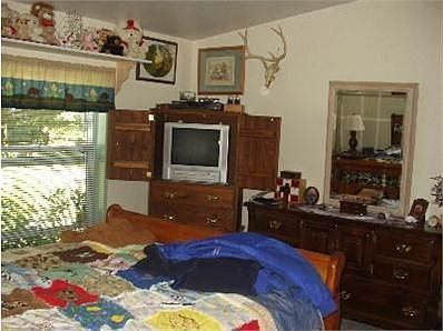 5th image of 11411 Hayko Ln SE
