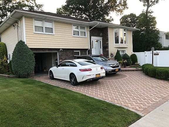 4th image of 820 Jill Ct