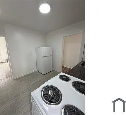 2654 Marion Ave #3 — Photo 9