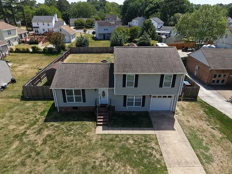 509 Bowling Green Ct — Photo 34
