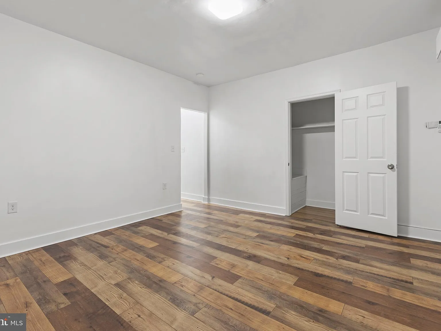 1 bed, 1.0 bath, 650 sqft, $2,000 — Photo 3