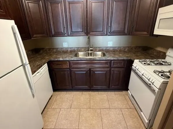 7110 Van Dorn St #82, Lincoln, NE 68506