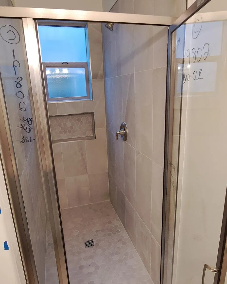 1013 Canyon Ln — Photo 3