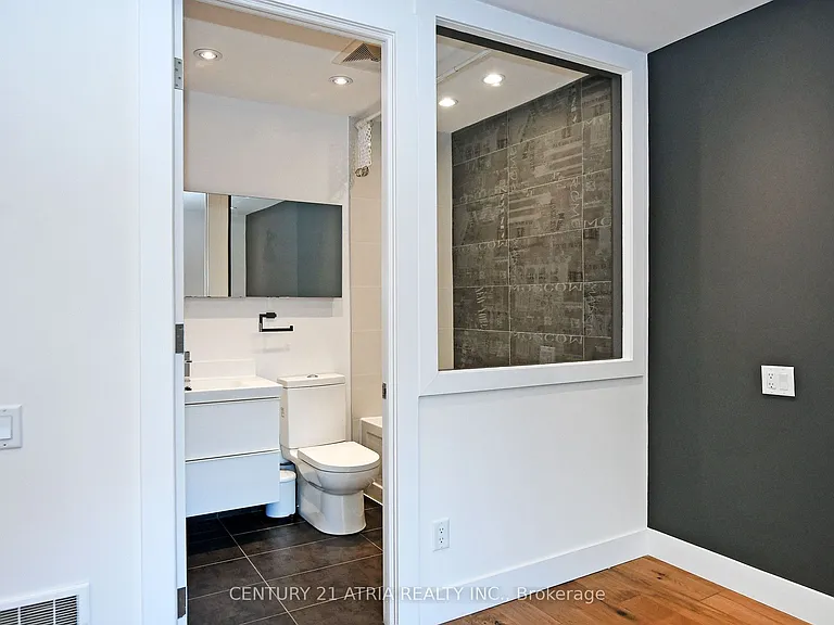 10 Palmerston Ave — Photo 29