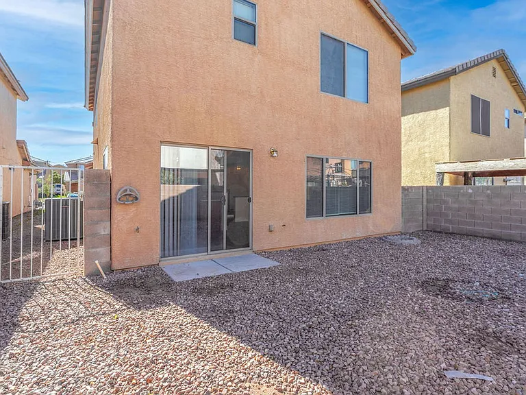 6540 Slate Springs Ct — Photo 32
