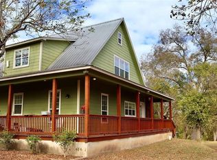 104 River Front Dr, Cedar Creek, TX 78612