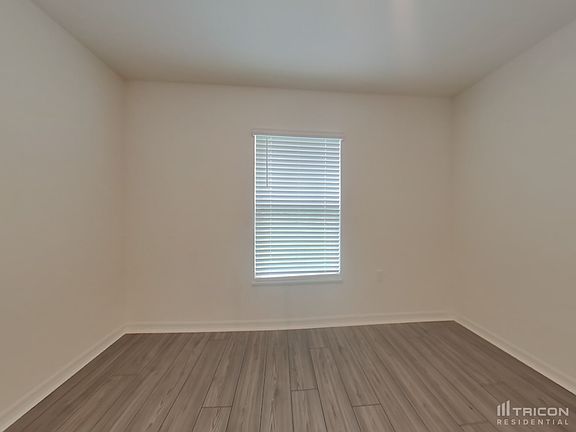 3rd image of 15 Radford Ln