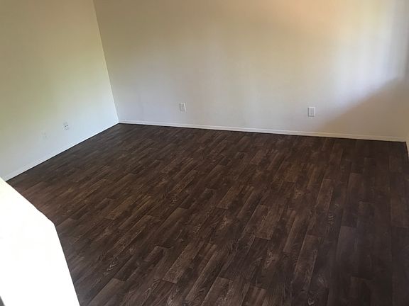 5th image of 914 W Glendale Ave APT 25