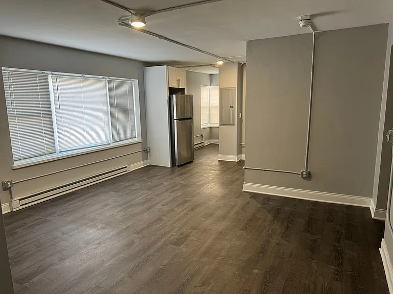 Maple Commons Apartments — Photo 34