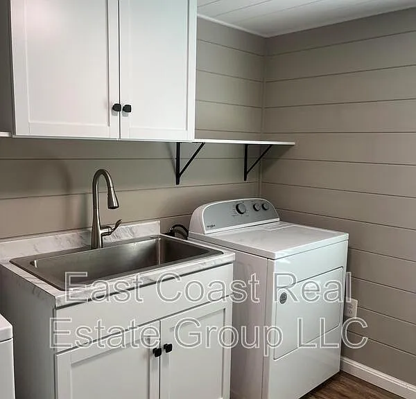 18061 Crampton Ln — Photo 28