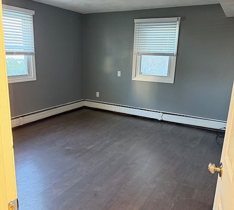 4th image of 394 Metacom Ave Unit 54