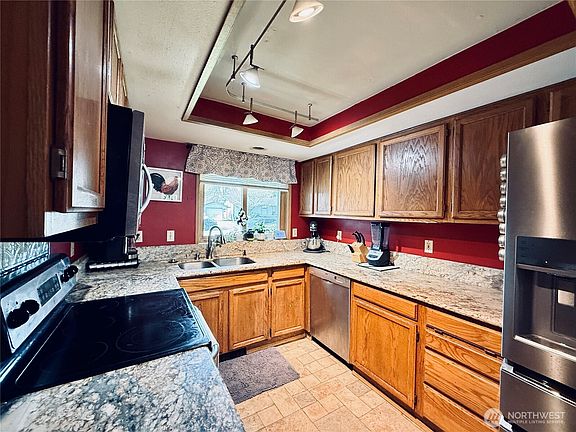 5th image of 7703 NE 156th Avenue