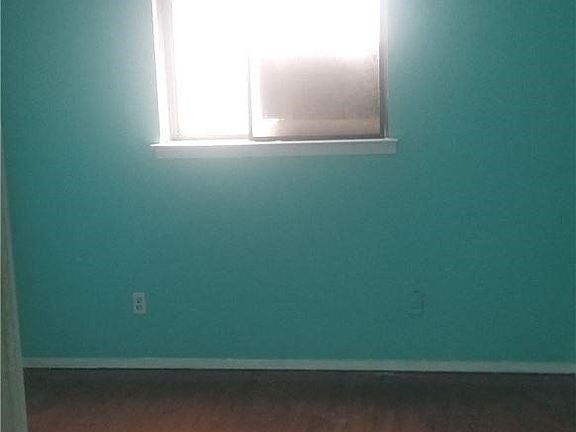 5th image of 14720 Glassboro Ave