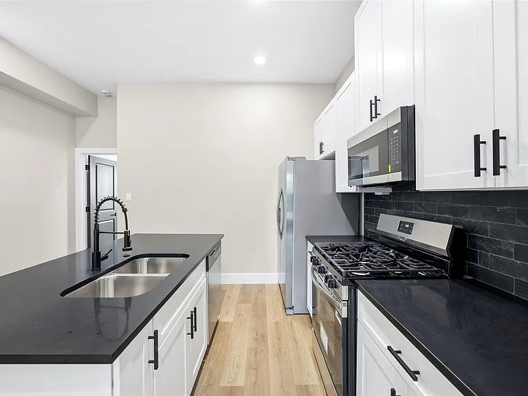 6101 Shotwell St #A — Photo 6