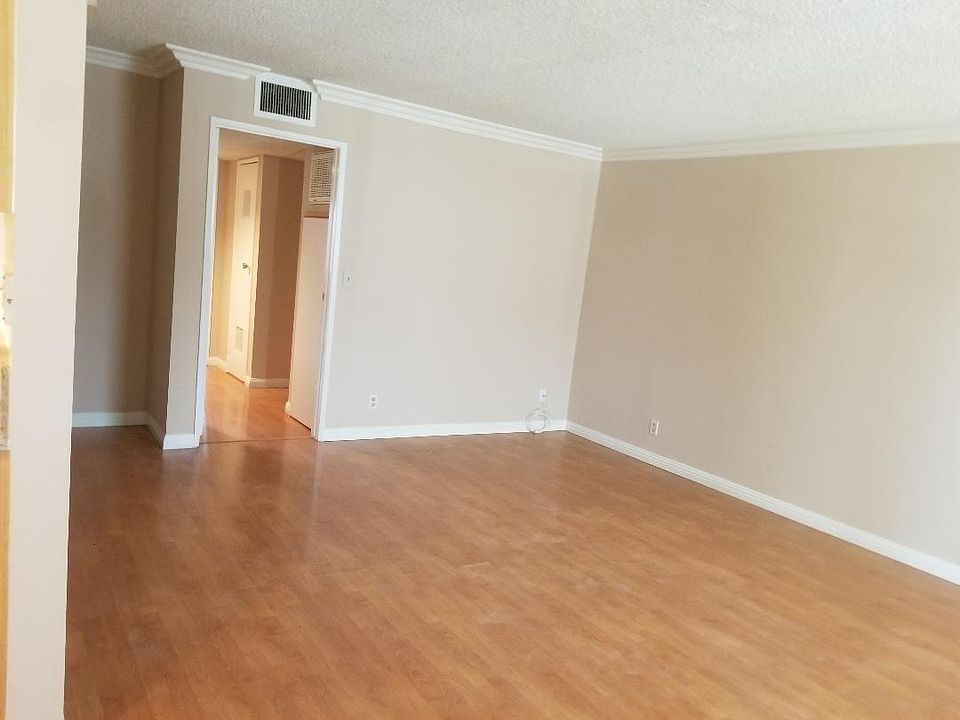 1st image of 601 Salem St APT 103