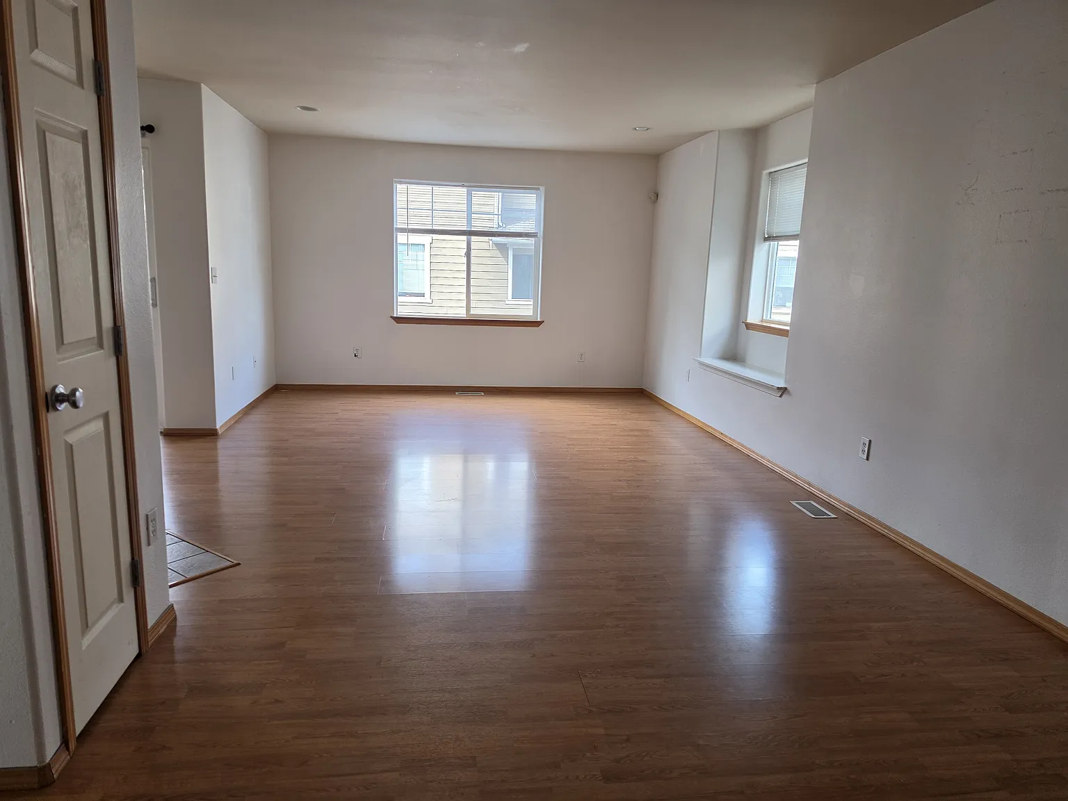 11733 12th Pl W — Photo 4