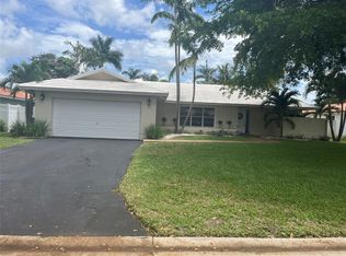 10734 NW 17th Mnr, Pompano Beach, FL 33071