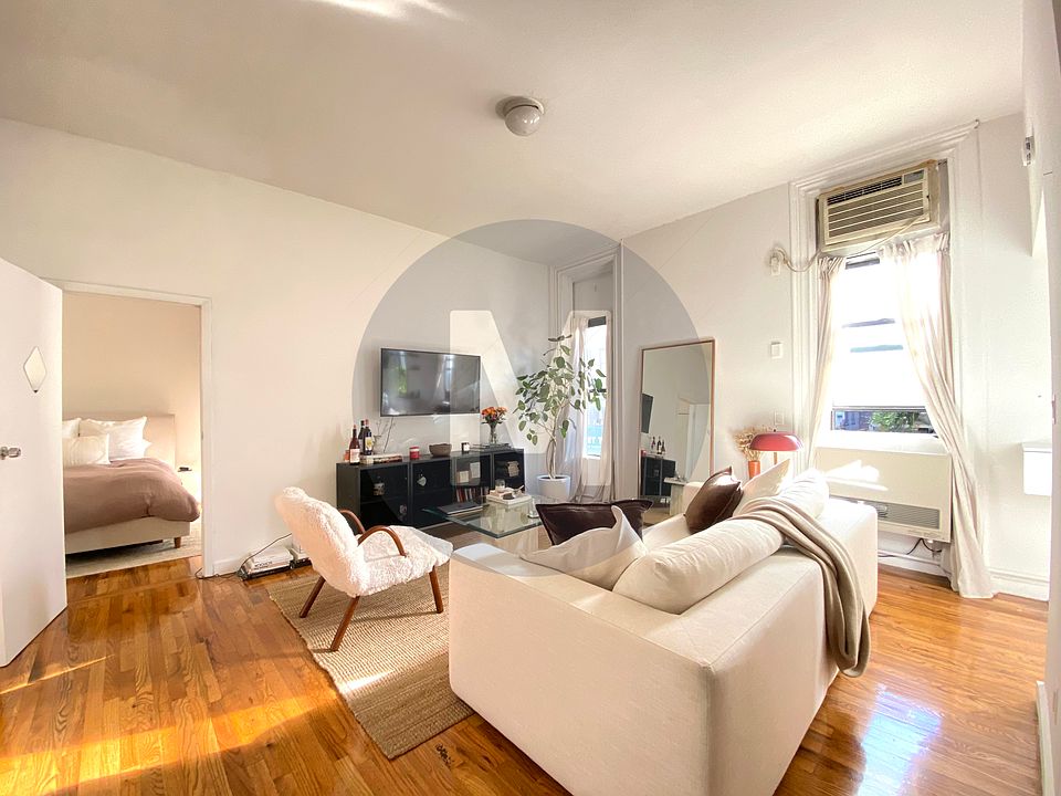 1st image of 261 W 29th St APT 2R