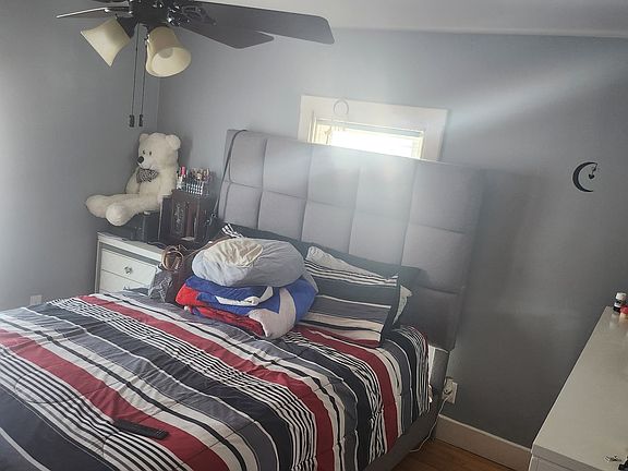 4th image of 510 S Jackson St #2