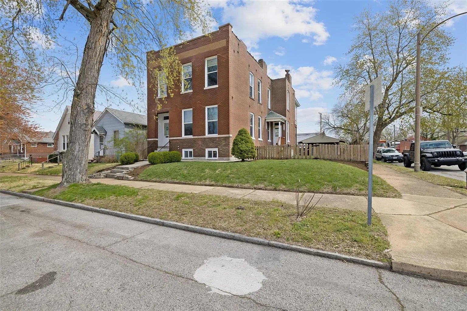 6020 Louisiana Ave photo 1