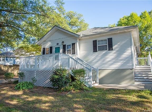 3rd image of 146 Dixon Cir