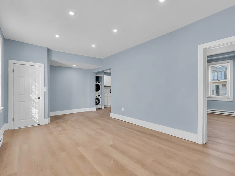 542 Miller Ave #1 — Photo 2