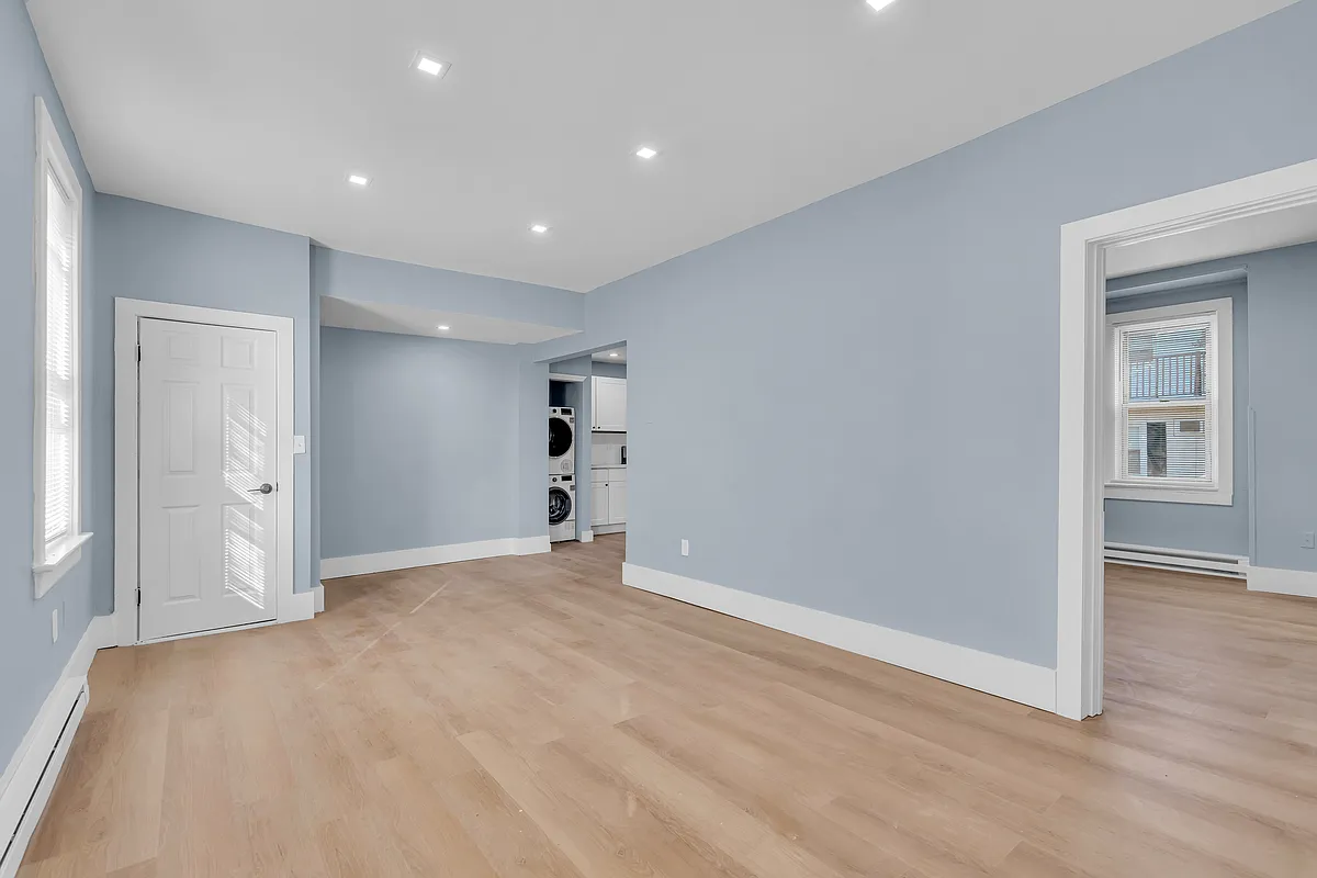 Building Photo - 542 Miller Ave #1