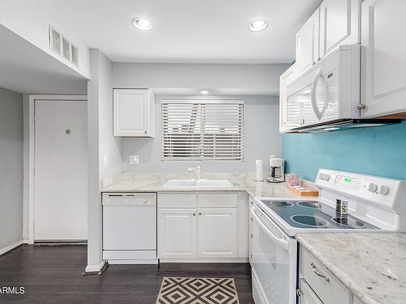 3rd image of 4610 N 68th St Unit 460