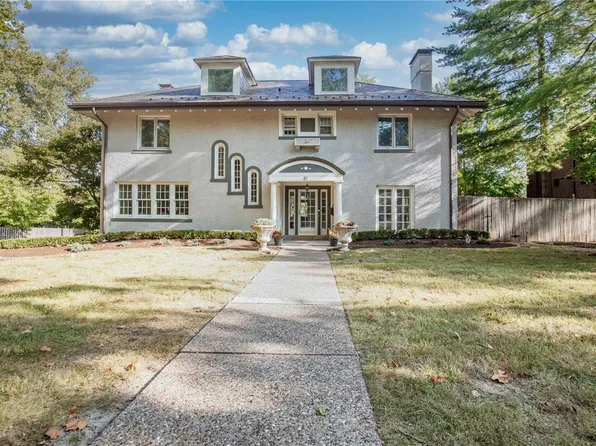 81 Aberdeen Pl, Saint Louis, MO 63105