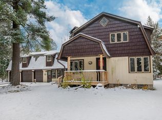 8486 Old Military Rd, Three Lakes, WI 54562