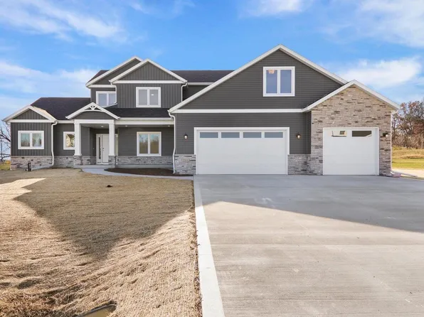 2213 wooded ridge Trail, Cottage Grove, WI 53527