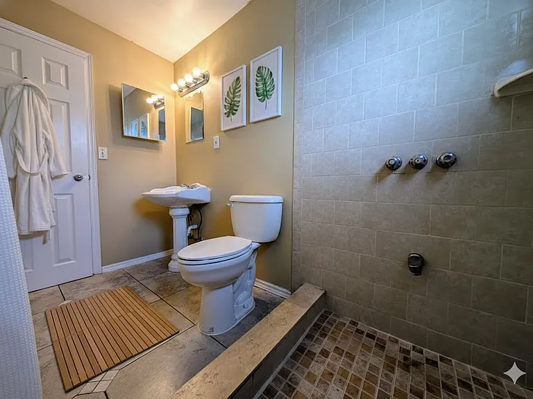 14912 Pinecrest Rd — Photo 9