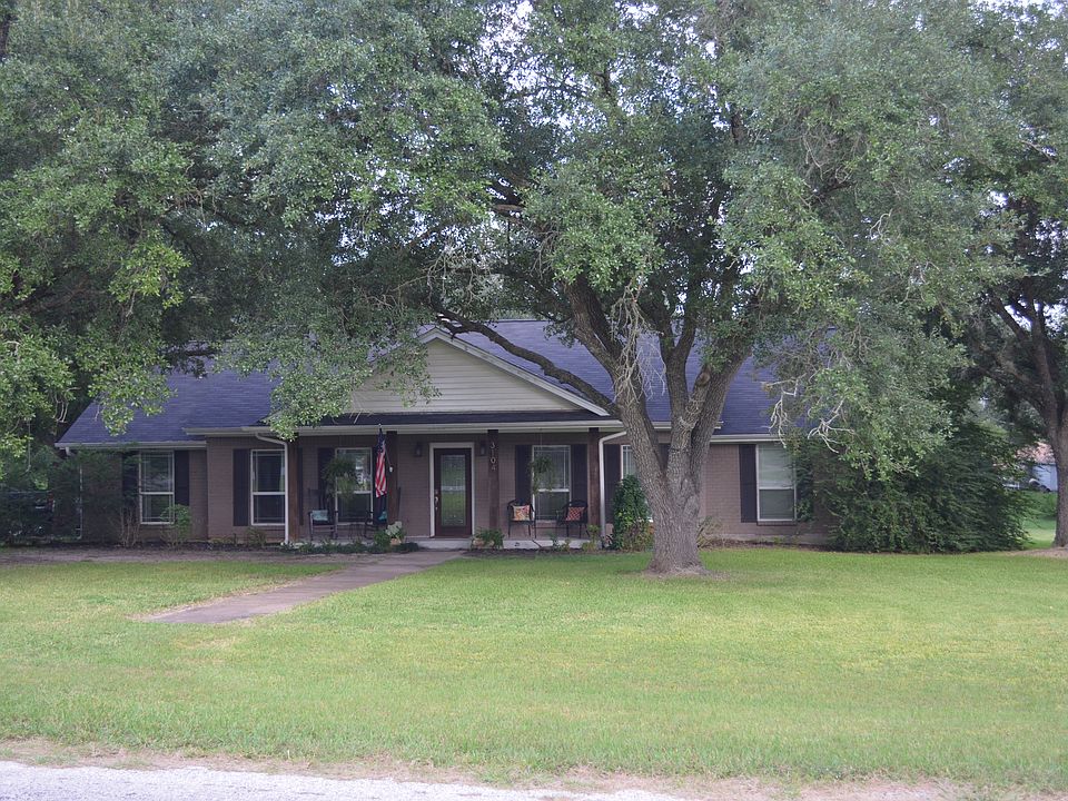 1st image of 3104 Live Oak Dr