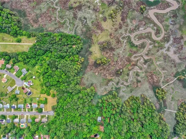 51 Deer Run Trl, Newport News, VA 23602