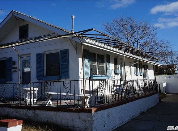 3rd image of 118 Flamingo St