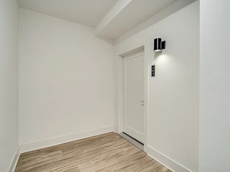 1613 Marshall Hollow Dr #303 — Photo 10