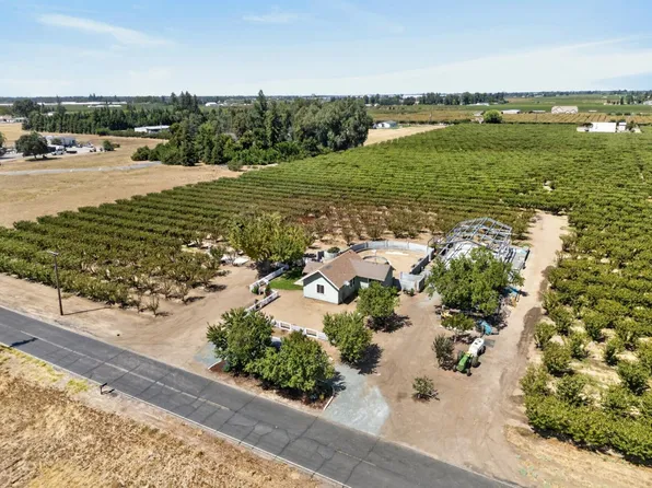 6909 E Haight Rd, Lodi, CA 95240