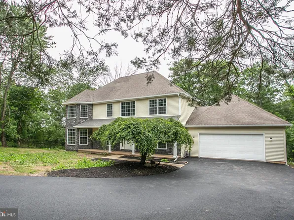201 N Township Line Rd, Schwenksville, PA 19473
